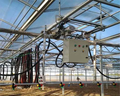 溫室噴灌機(jī)如何提高增溫保濕措施？